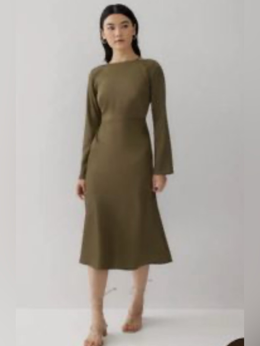Sleek Olive Long Sleeve Midi Dress